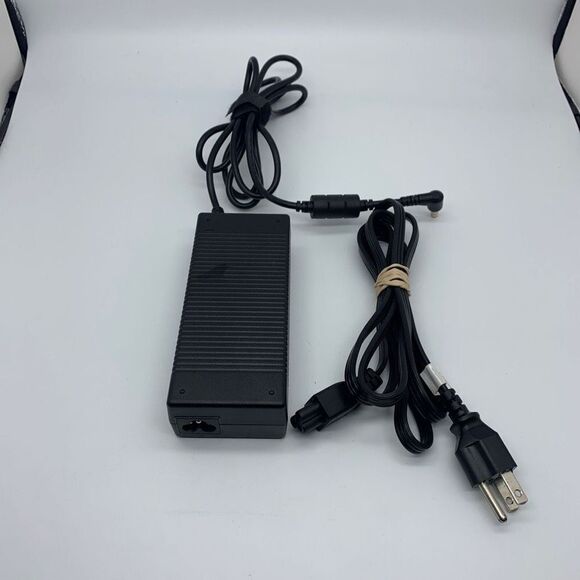 LI SHIN 0302C19120 AC Adapter 120W Laptop Charger 19V 6.3A w/PC‎ - Picture 1 of 2